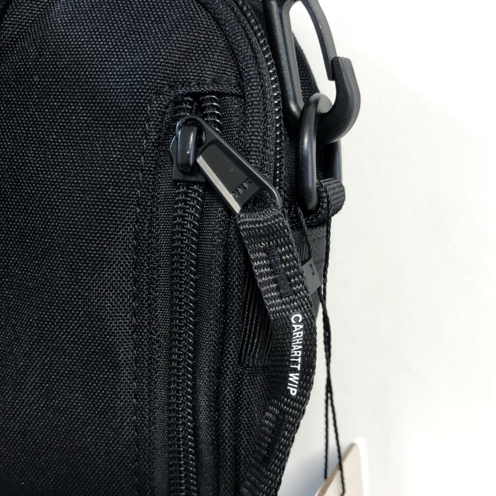Carhartt Multi-pocket Essential Body Bag - Picture 4 of 5